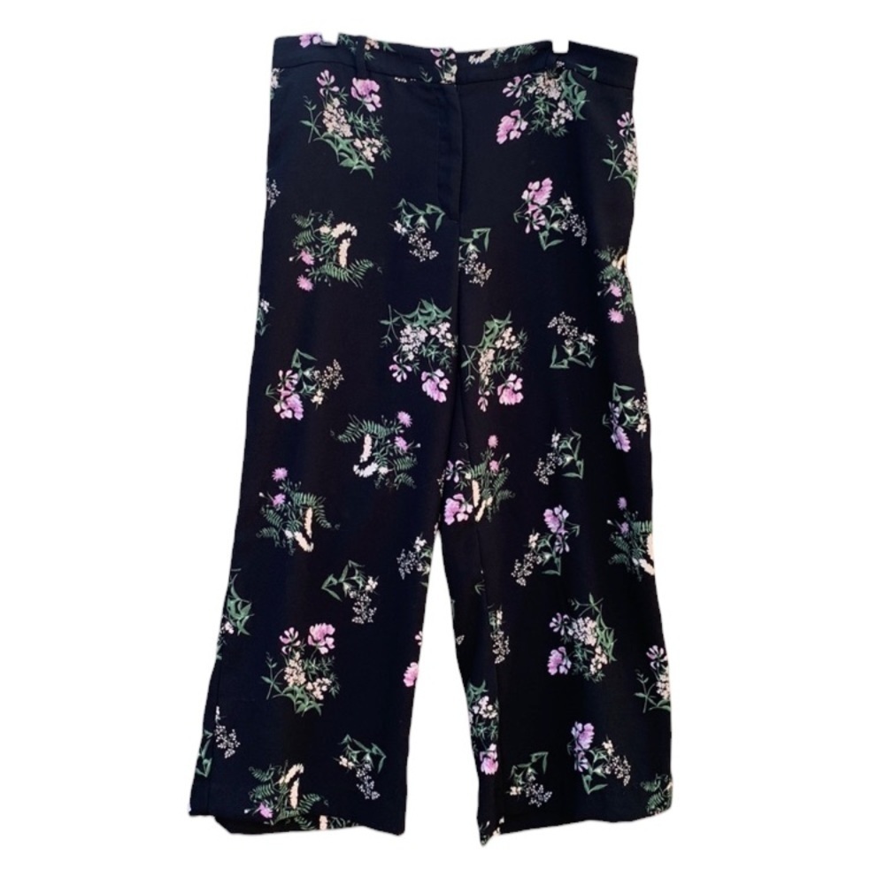 Ann Taylor size 8 wide legged floral pants, waist 17", inseam 25", rise 12"
